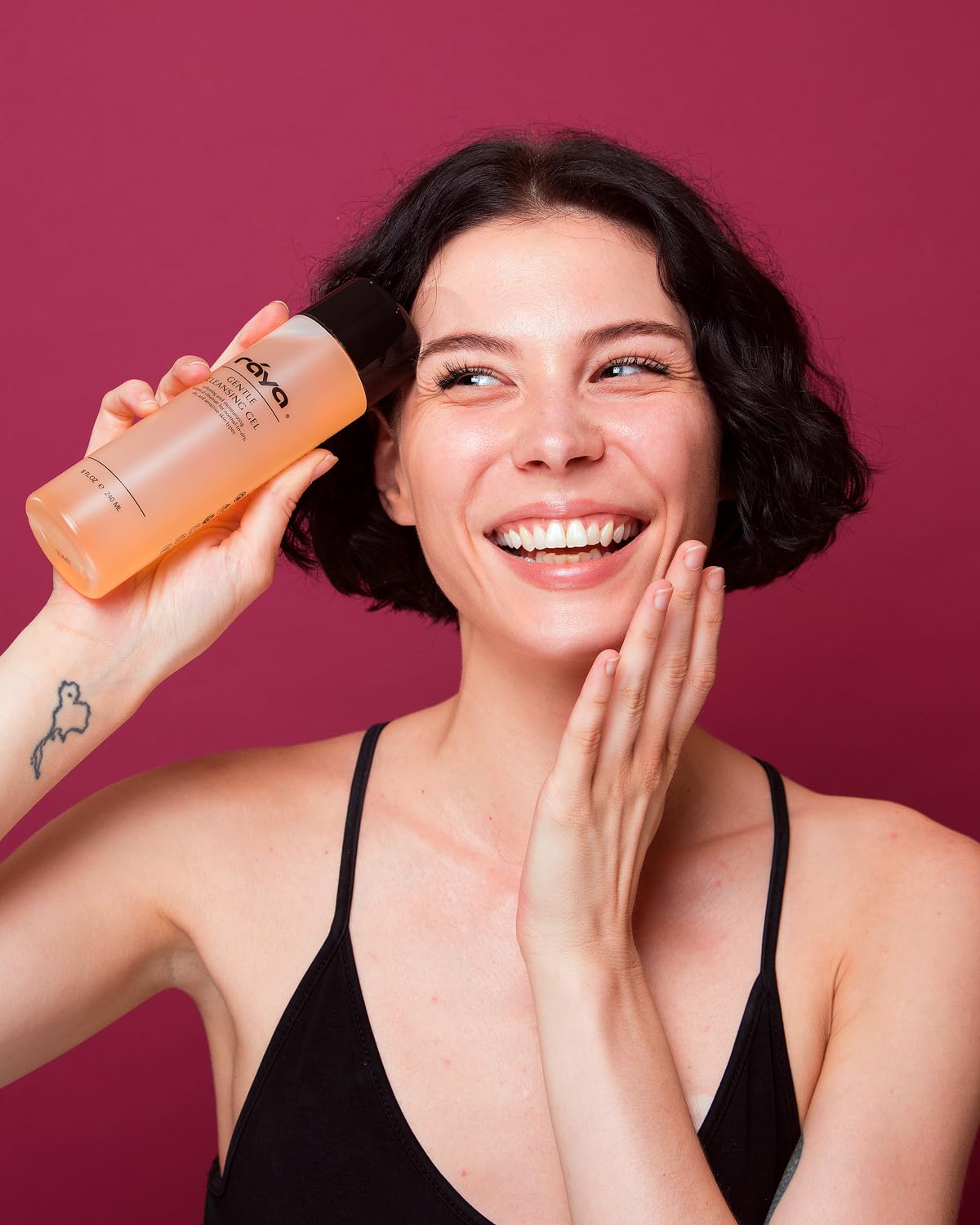 Raya Gentle Facial Cleansing Gel 8 oz (104) | Softening and Moisturizing Botanical Cleanser for Dry and Sensitive Skin| Helps Hydrate Smooth Complexion