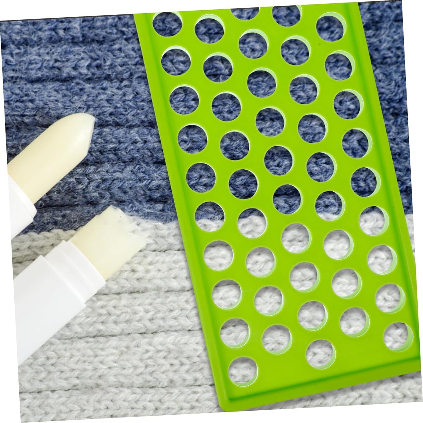 50 Lipstick Filling Mold Lip Balm Filling Spatula Lip Gloss Tray Labels for Tubes Lip Tubes Stand Tray Lip Balm Container Tray Lip Treatment Kit Diy Kit Supplies Manual Plastic