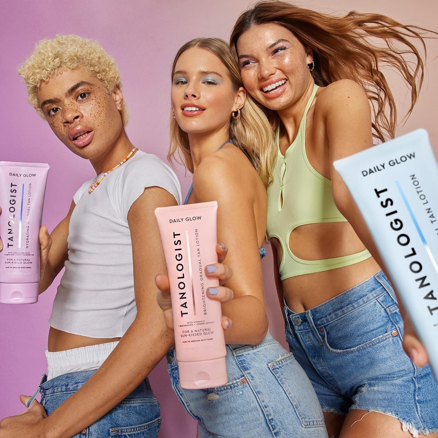 Tanologist Hydrating Daily Glow Body Lotion- Light/Medium, Gradual Tanning Lotion, No Fake Tan Smell, Streak-Free & Natural Looking Self Tanner, Moisturizing, Vegan, 8.45 fl. oz/250 ml Tube