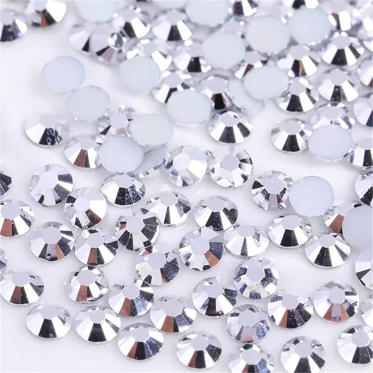 1500 Pieces SS16 4mm Flatback Rhinestones Clear Glass Round Gems Crystals for Nail Art DIY Crafts Clothes Shoes Bags （Silver）