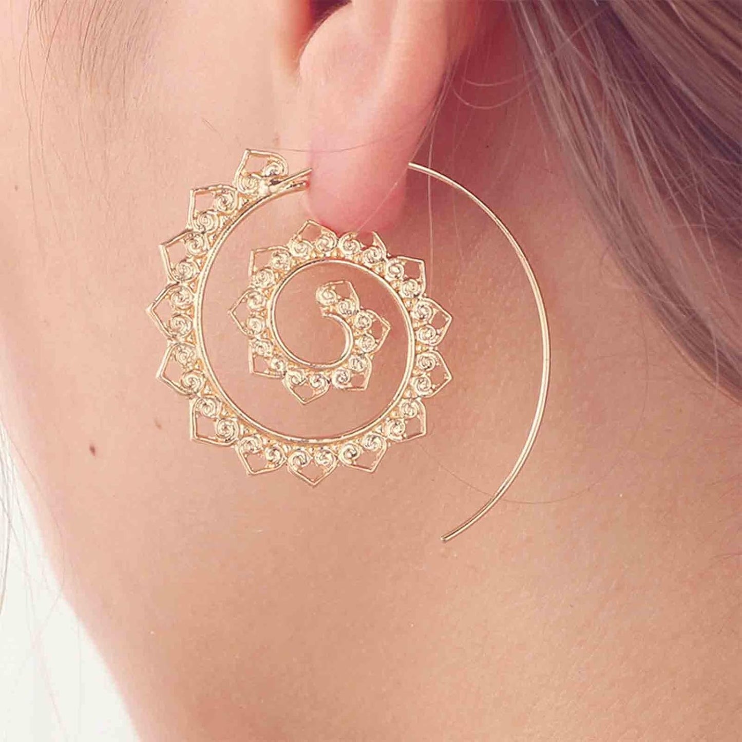 Bohemia Mandala Spiral Earrings Gold Vortex Gear Earrings Exaggerated Hoop Earrings Large Circular Swirl Earrings Indian Tribal Earrings Jewelry for Women and Girls