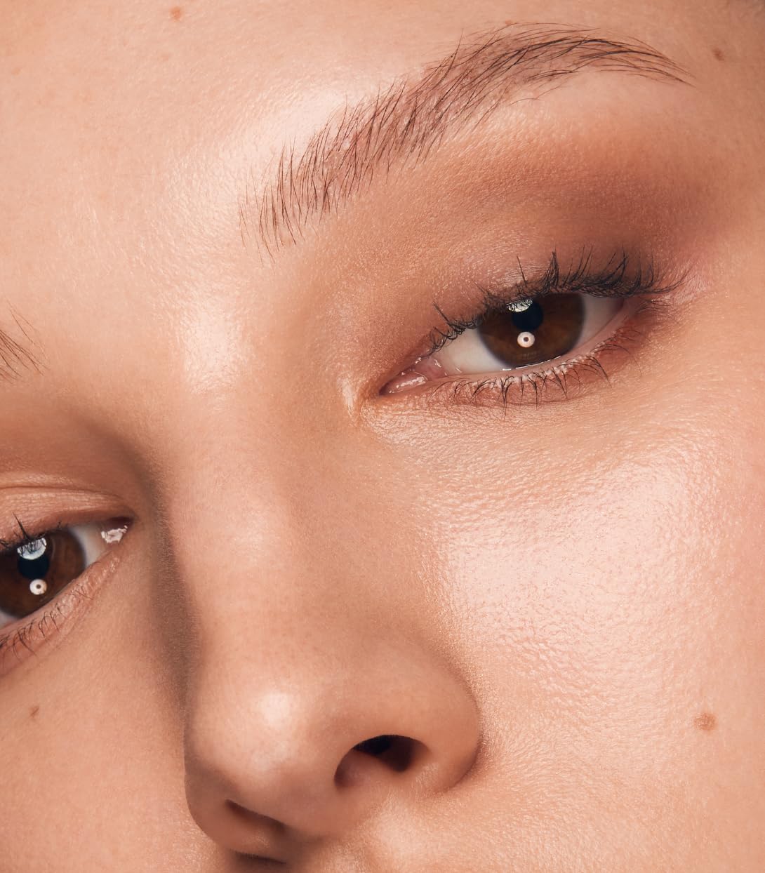 MAKE Beauty Eye Shaping Stylo - Cream Eyeshadow Stick. 4-in-1 Shape, Define, Contour, and Shade Eye Shadow for Versatile Makeup Looks. Long-Lasting Creamy Formula. Shade - Meridian