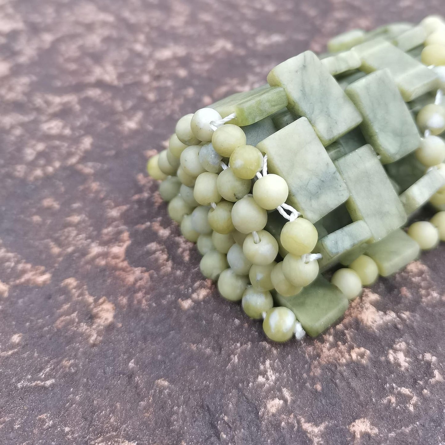 Jade Eye Mask Reusable Natural Green Facial Stone Mask for Eliminate Wrinkles Puffiness